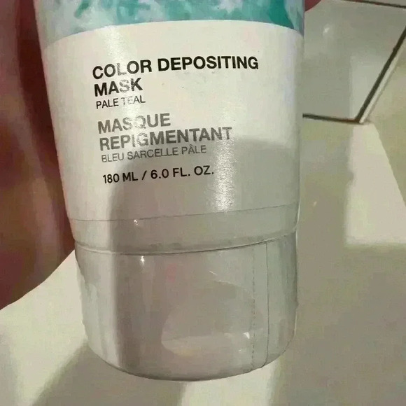 IGK Color Blue Seafoam Color Depositing Mask- 6.0 oz- Brand New/Unopened - Picture 3 of 3